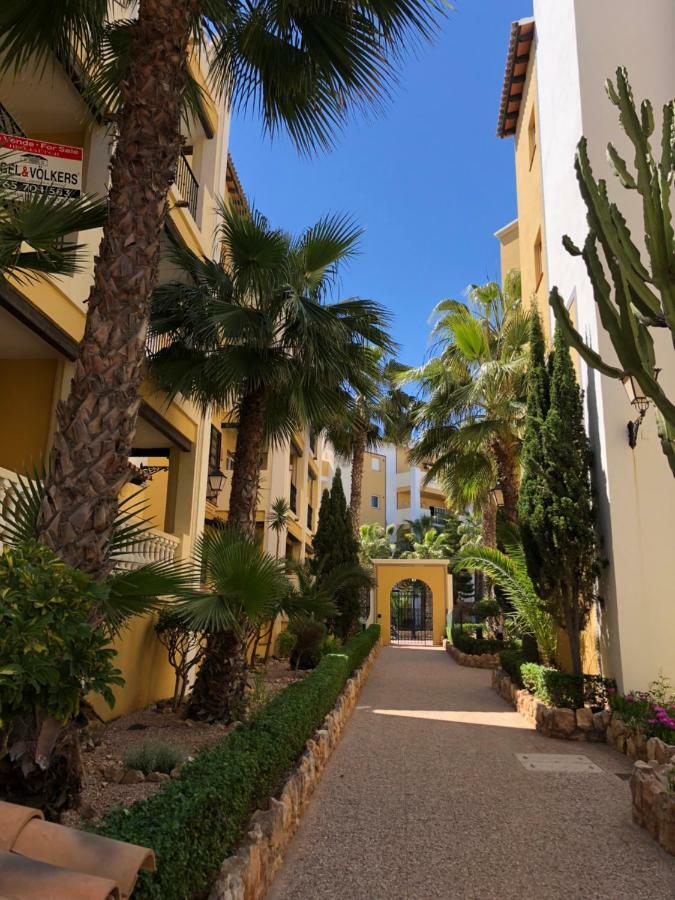 Apartamento Tranquilo, Aldea Del Mar Torrevieja Eksteriør billede